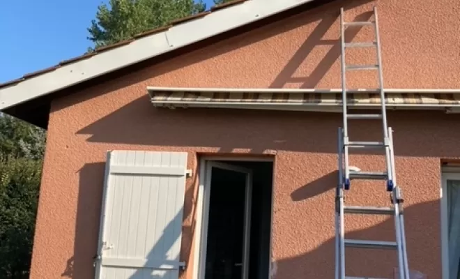 Habillage de planches de rive en hypoxie à Genay, Bourg-en-Bresse, Lemiere Rénovation Père & Fils